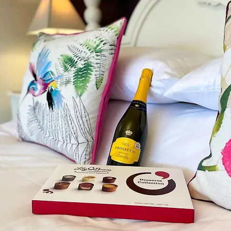 Tatil Evi The County Boutique